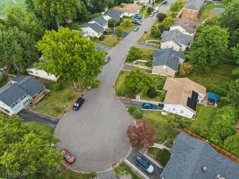 View/Area - 33 Edgar St, Summit, NJ 07901 photo 2 of 3