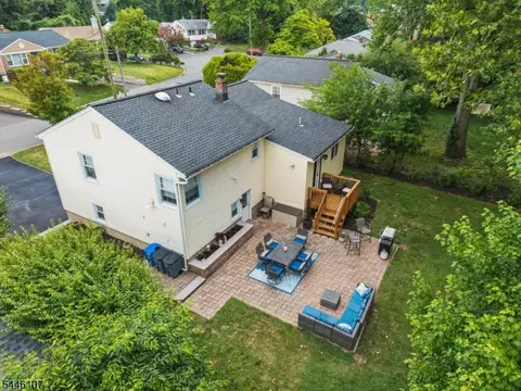 View/Area - 33 Edgar St, Summit, NJ 07901 photo 1 of 3