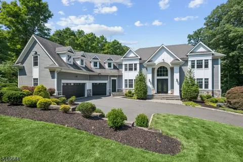 13 Rockage Rd, Warren, NJ 07059
