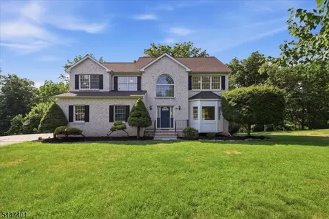 151 Brandon Ct, Branchburg, NJ 08853
