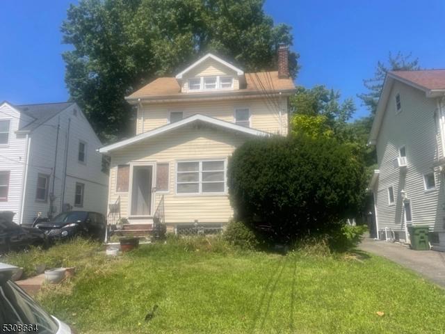 312 W 2nd Ave, Roselle, NJ 07203