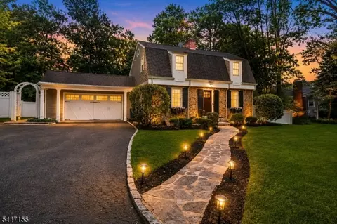 2640 Crest Ln, Scotch Plains, NJ 07076