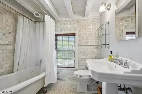 Bath - 169 Stanton Rd, Flemington, NJ 08822 photo 1 of 1
