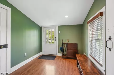 Entry Way - 169 Stanton Rd, Flemington, NJ 08822 photo 3 of 4