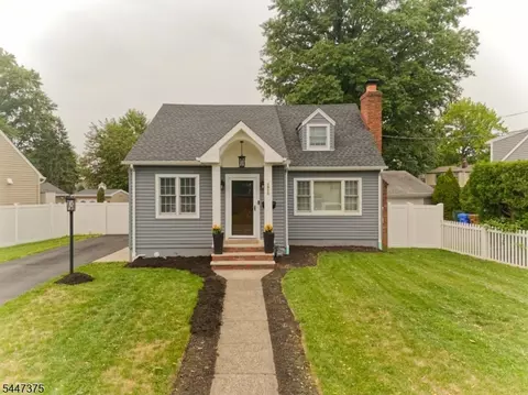 1915 Crescent Pkwy, Linden, NJ 07036