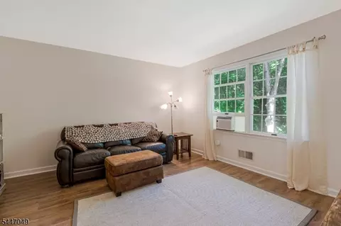 4 Peter Dr, Hackettstown, NJ 07840 photo 15