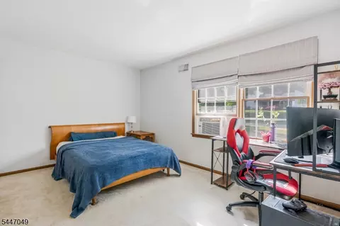 Bedroom - 4 Peter Dr, Hackettstown, NJ 07840 photo 1 of 7