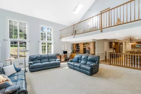 4 Peter Dr, Hackettstown, NJ 07840 photo 20