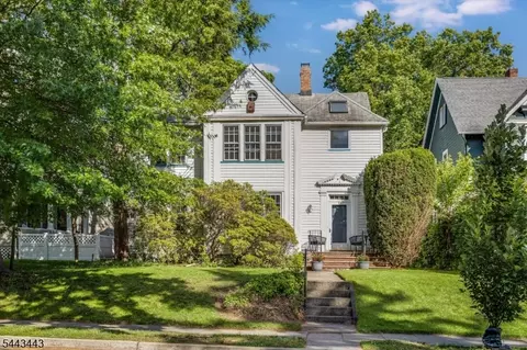 305 Mortimer Ave, Rutherford, NJ 07070