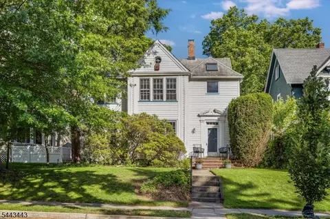 305 Mortimer Ave, Rutherford, NJ 07070