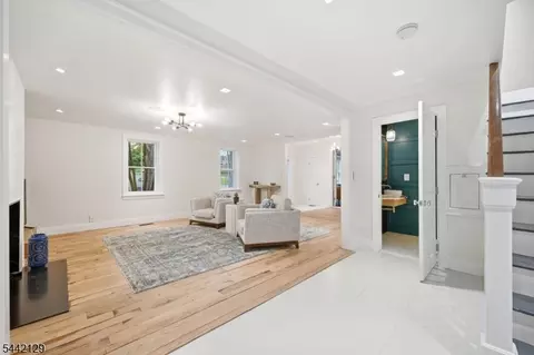 Entry Way - 54 E Main St, Mendham, NJ 07945 photo 3 of 7