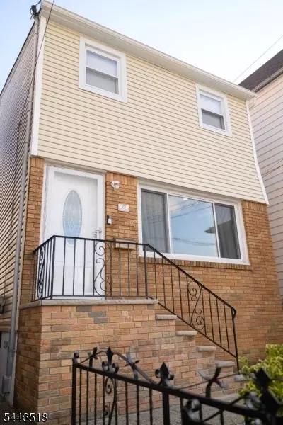 22 Halstead St, Kearny, NJ 07032