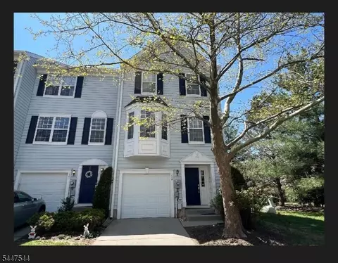 240 William Livingston Ct, Princeton, NJ 08540