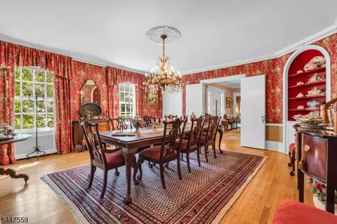Dining - 932 Cedar Brook Rd, Plainfield, NJ 07060 photo 1 of 4