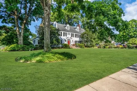 Exterior - 932 Cedar Brook Rd, Plainfield, NJ 07060 photo 3 of 9