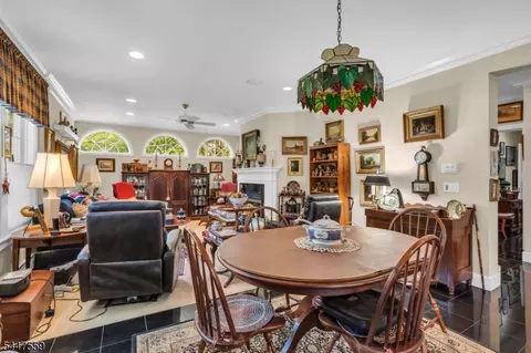 Dining - 932 Cedar Brook Rd, Plainfield, NJ 07060 photo 4 of 4