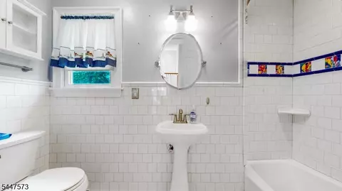 Bath - 41 Circle Dr, Paramus, NJ 07652 photo 2 of 7