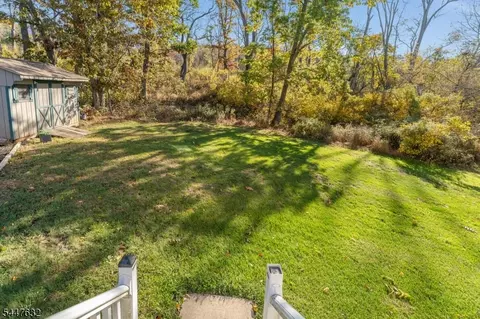 Exterior - 36 Mackenzie Rd, Hampton, NJ 08827 photo 7 of 10