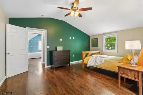 Bedroom - 74 Meisel Ave, Springfield, NJ 07081 photo 1 of 7
