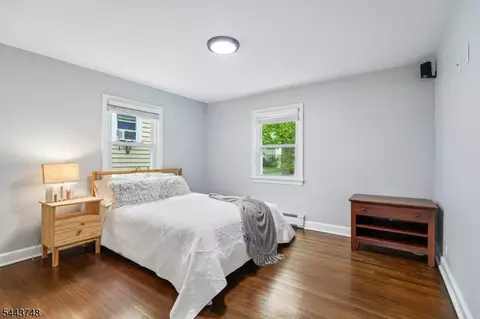 Bedroom - 74 Meisel Ave, Springfield, NJ 07081 photo 6 of 7