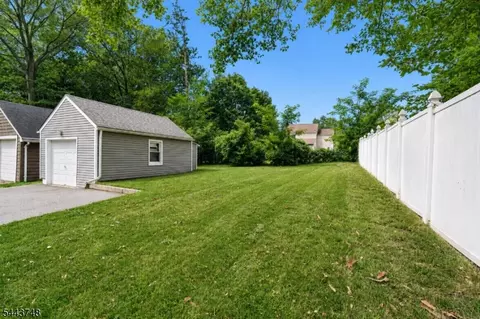 Exterior - 74 Meisel Ave, Springfield, NJ 07081 photo 8 of 8