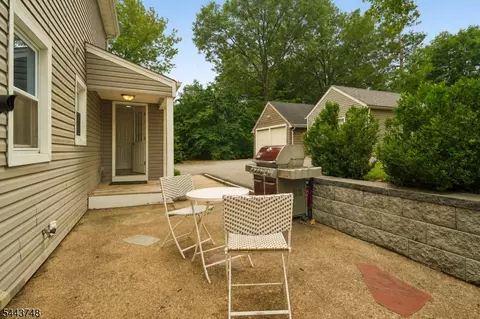Exterior - 74 Meisel Ave, Springfield, NJ 07081 photo 3 of 8