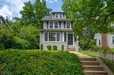 11 Lincoln Pl, Maplewood, NJ 07040