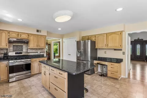 Kitchen - 20 E Ridge Rd, Skillman, NJ 08558 photo 2 of 2