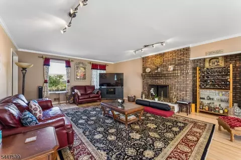 Living - 20 E Ridge Rd, Skillman, NJ 08558 photo 2 of 3