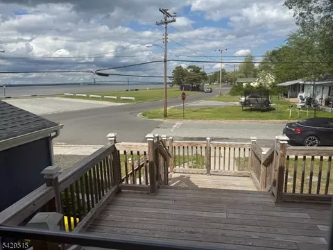 161 Harvard Rd, Pennsville, NJ 08070
