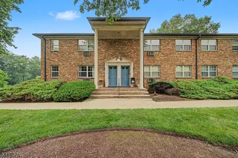 19 Savage Rd A7 #7, Denville, NJ 07834