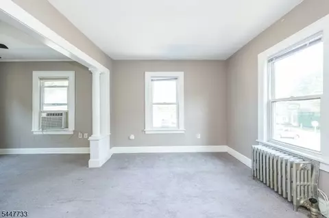 Living - 1165 Ringwood Ave, Haskell, NJ 07420 photo 5 of 7