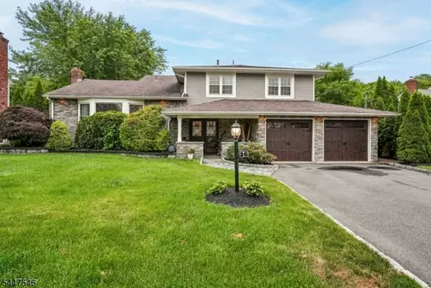 26 Mohawk Dr, Springfield, NJ 07081