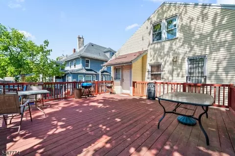 42 Scheerer Ave, Newark, NJ 07112 photo 8