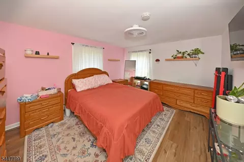 Bedroom - 58 Grove St, Wanaque, NJ 07465 photo 2 of 4