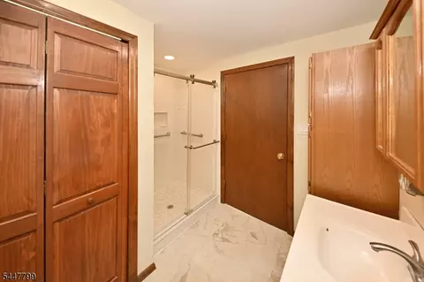 Bath - 58 Grove St, Wanaque, NJ 07465 photo 1 of 3