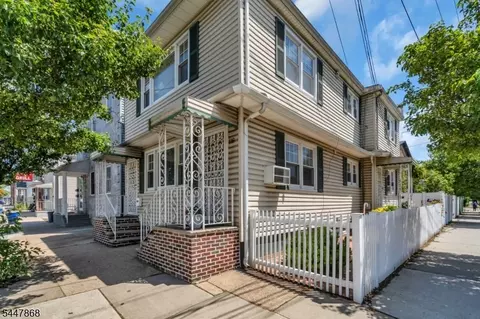 116 1st St, Harrison, NJ 07029