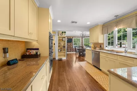 950 Belvidere, Plainfield, NJ 07060 photo 8