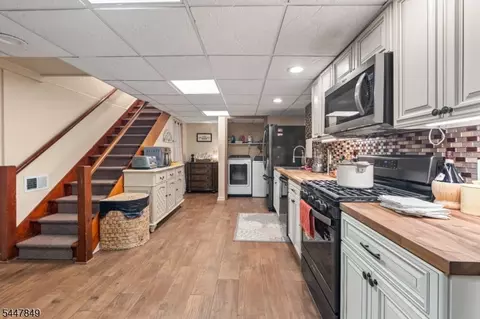 950 Belvidere, Plainfield, NJ 07060 photo 28