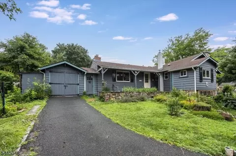 17 Ridge Rd, Stanhope, NJ 07874