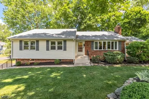 6 Deerfield Rd, New Providence, NJ 07974