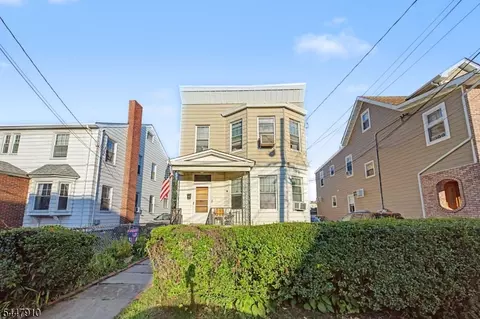 322 Hickory St, Kearny, NJ 07032