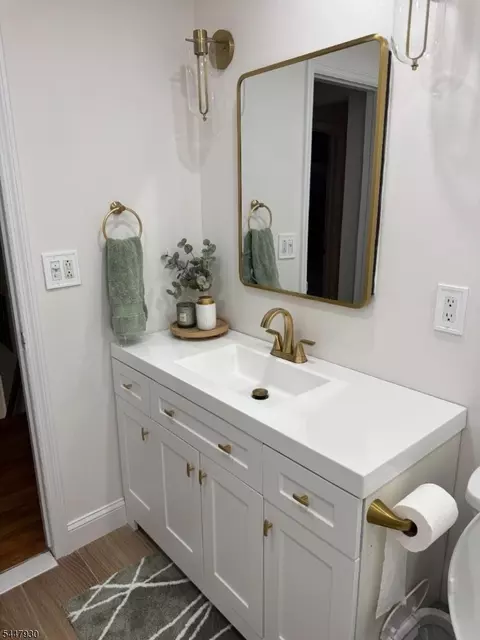 Bath - 37 Brookdale Rd, Wayne, NJ 07470 photo 3 of 3