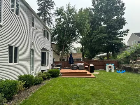 Exterior - 37 Brookdale Rd, Wayne, NJ 07470 photo 4 of 4