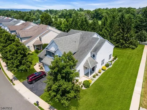 31 Bayard Rd, Somerset, NJ 08873