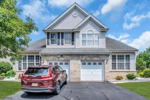 31 Bayard Rd, Somerset, NJ 08873