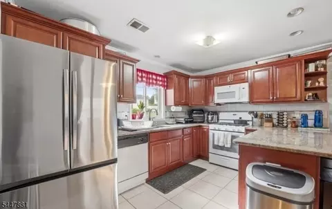 637 Jefferson Ave, Elizabeth, NJ 07201