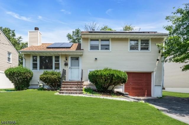 757 River Rd, Rahway, NJ 07065