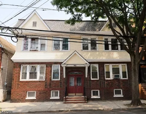 287 New York Ave, Newark, NJ 07105