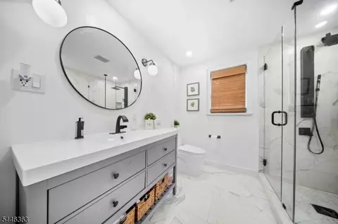 Bath - 1448 E 7th St, Plainfield, NJ 07062 photo 2 of 3